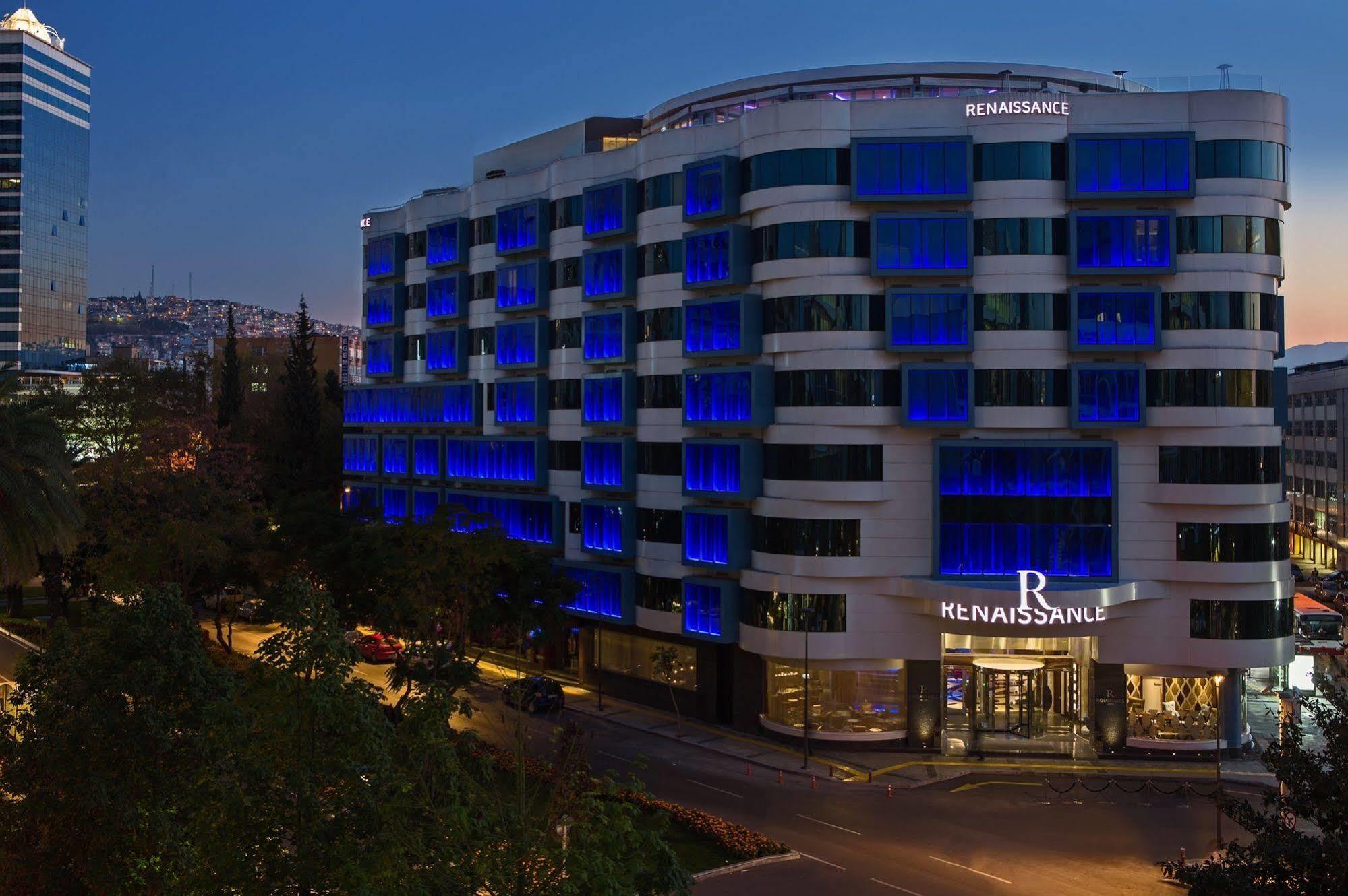 Renaissance Izmir Hotel Екстериор снимка